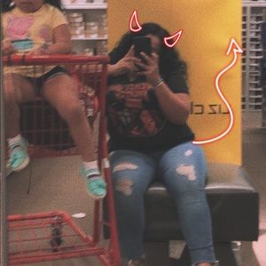 Meet your Posher, Kenia